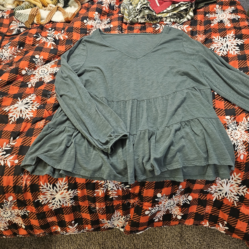 Torrid Long Sleeve V-Neck Top - Gray